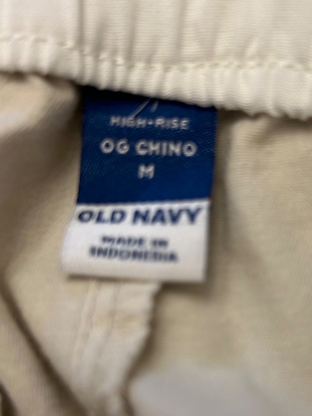 Old Navy High-Rise OG Chinos, size M - Picture 3 of 5